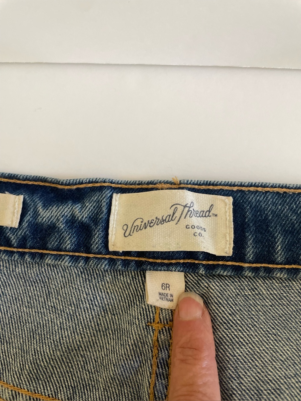 Mid Rise 90’s Baggy cuffed women’s jeans SZ 6 - Picture 4 of 9
